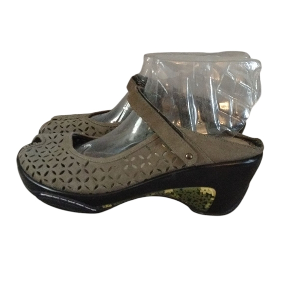 Jambu Army Green Suede Walking Mule Shoes Size 9.5 - Picture 6 of 11